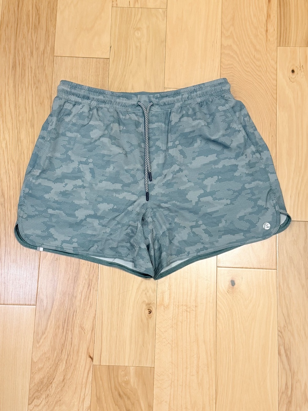 LIKE NEW Rhoback Men’s Grit Gym Athletic Shorts 5”